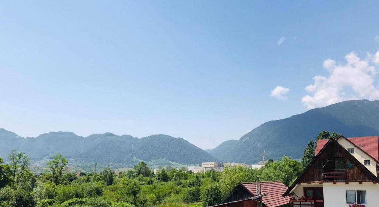Piatra Craiului Residence Zarnesti Luaran gambar